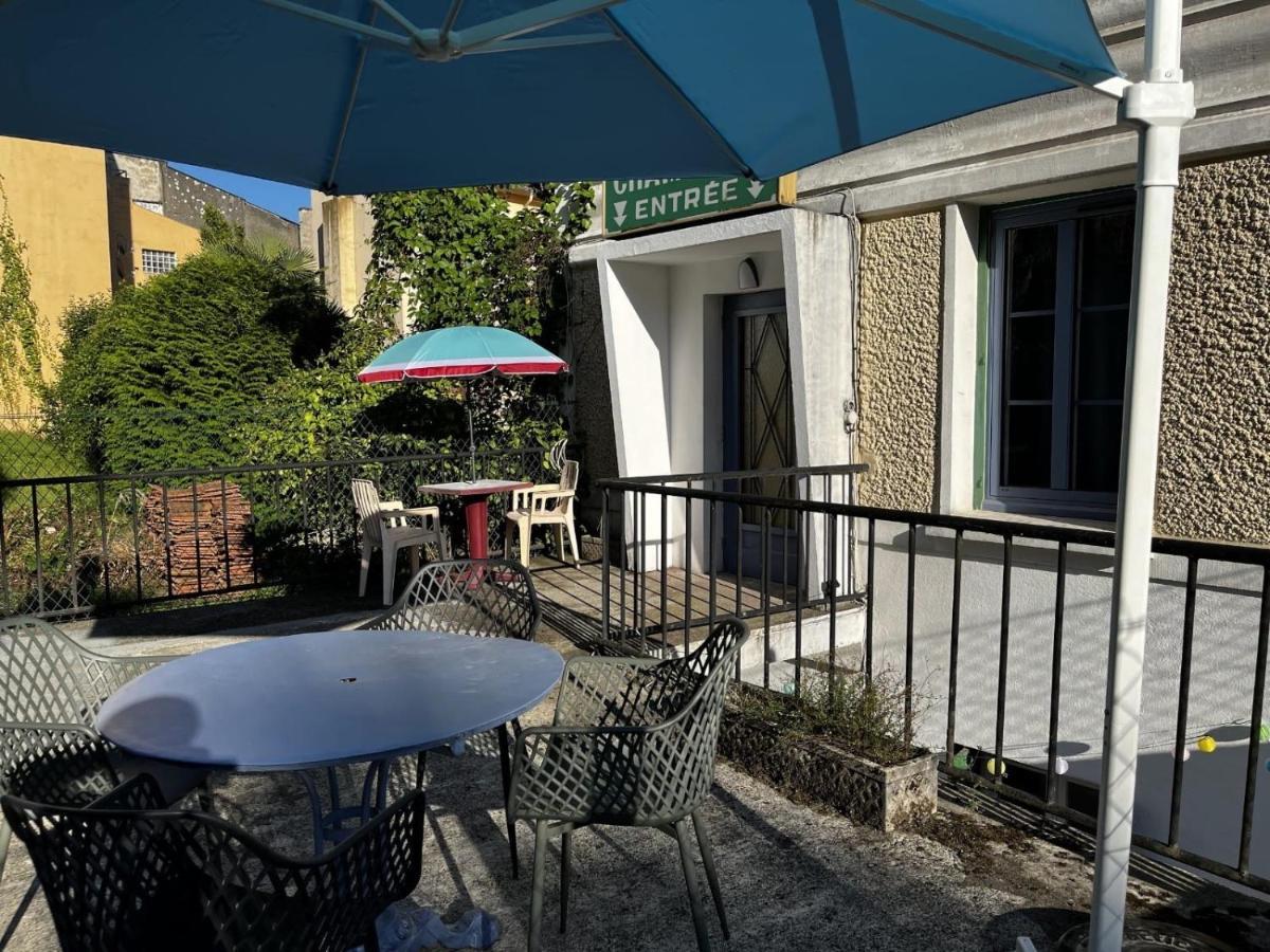 Charmant 2 pièces avec terrasse proche centre ville - Parking Gratuit à proximité Lourdes Extérieur photo